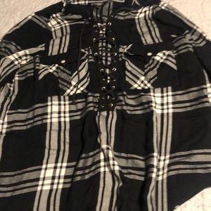 Women’s lightweight flannel